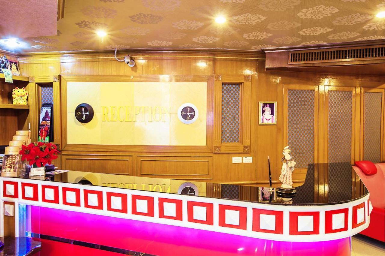 Varindavan Park Serviced Residence バンコク都 エクステリア 写真