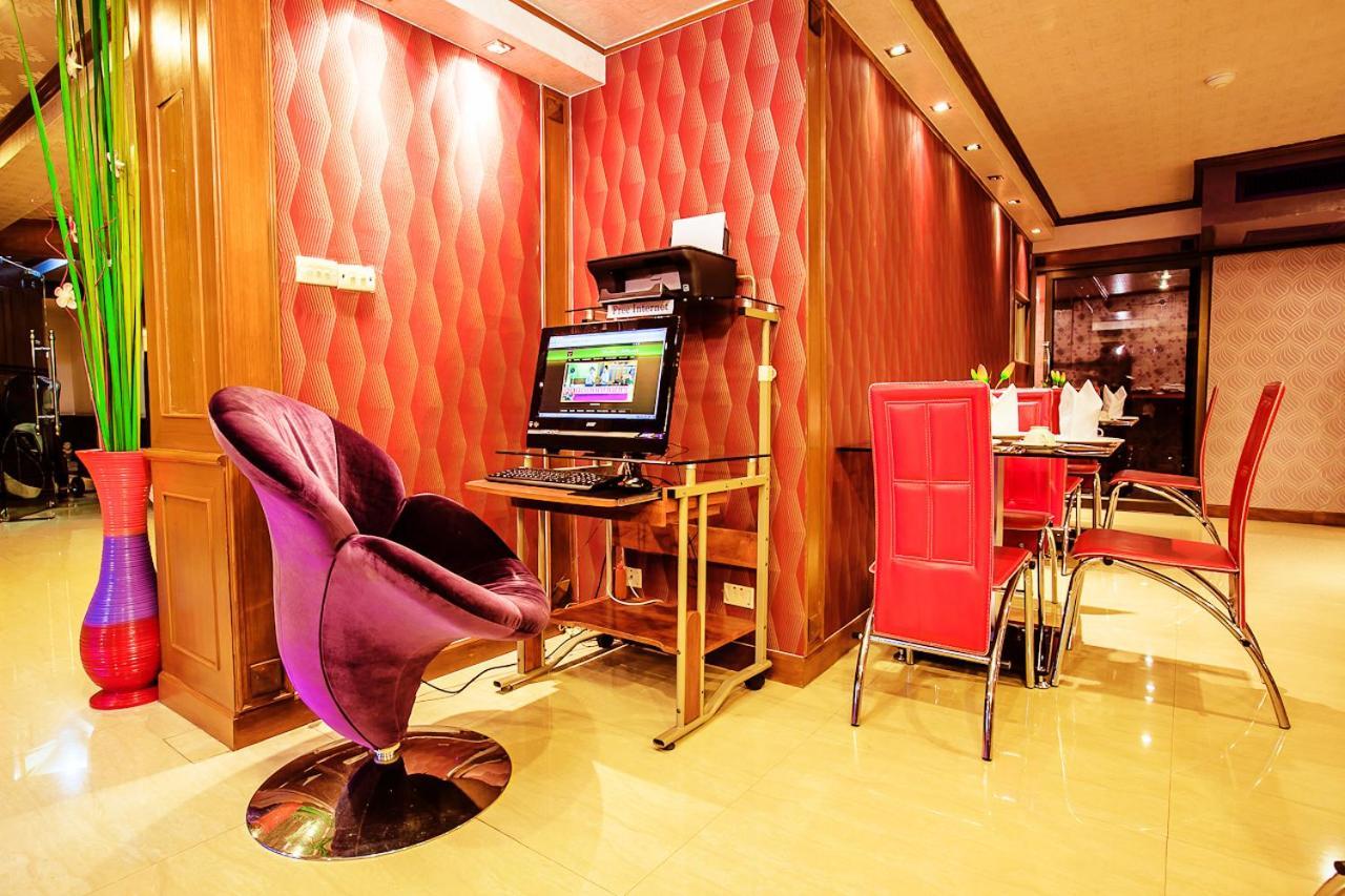 Varindavan Park Serviced Residence バンコク都 エクステリア 写真