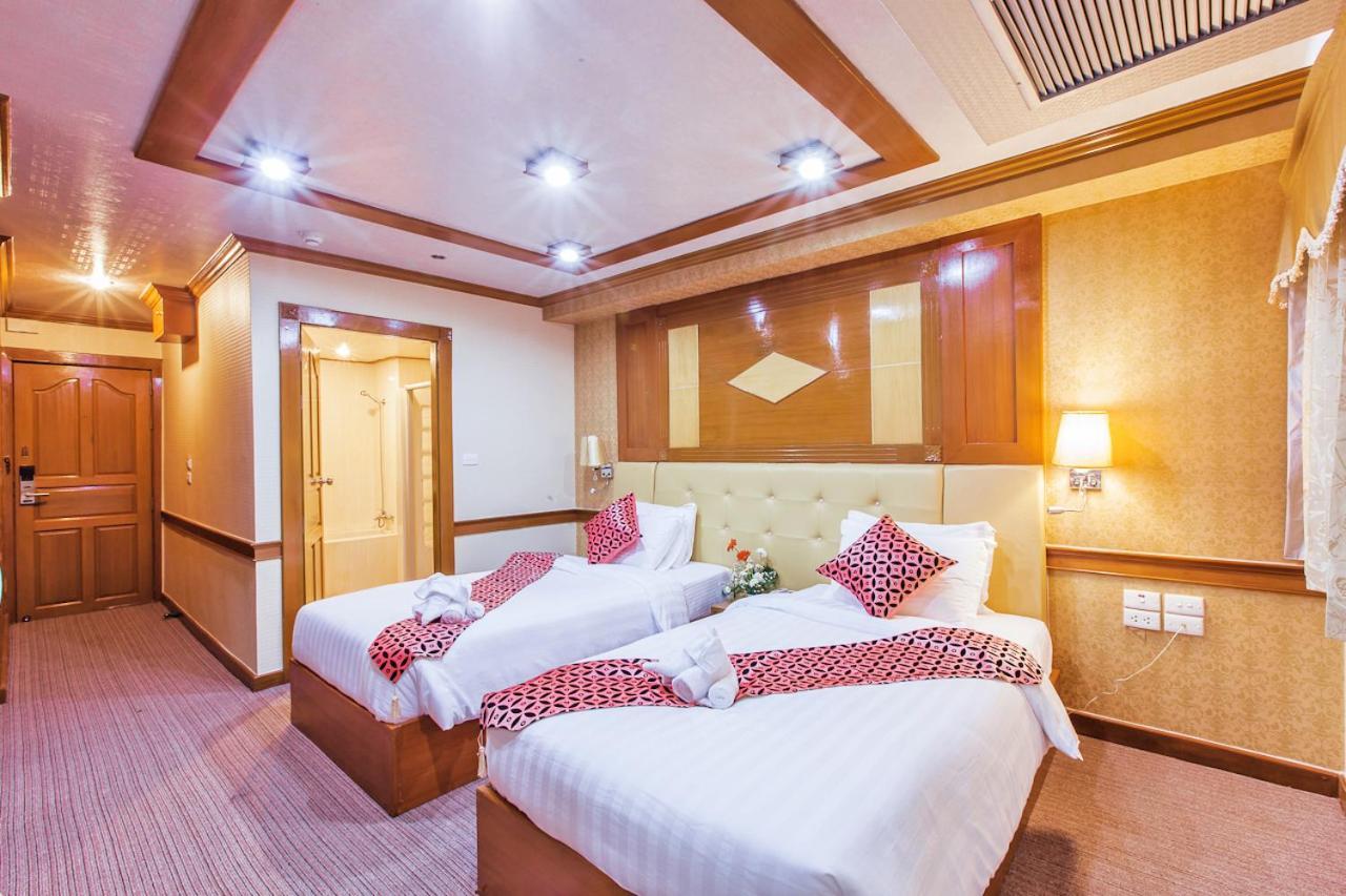 Varindavan Park Serviced Residence バンコク都 エクステリア 写真